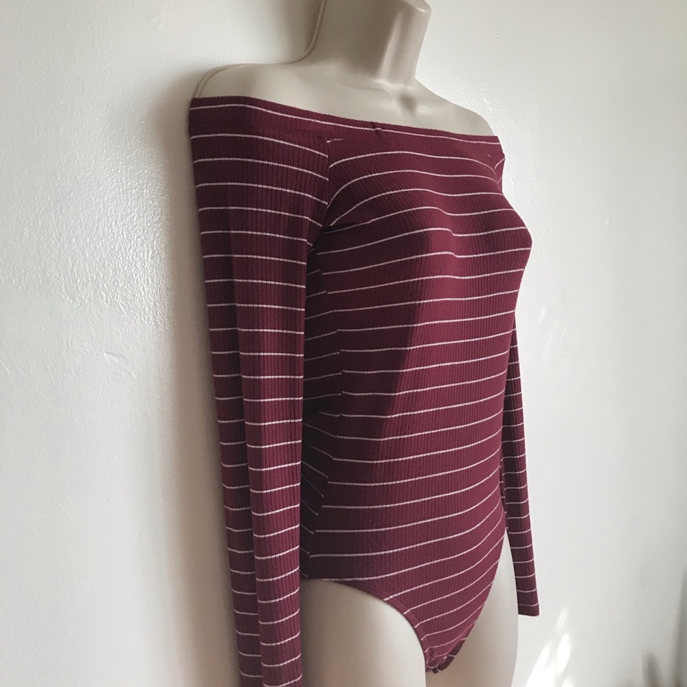 Hollister Long Sleeve Off Shoulder Burgundy Maroon Wht Stripe Leotard Bodysuit S - Picture 15 of 16